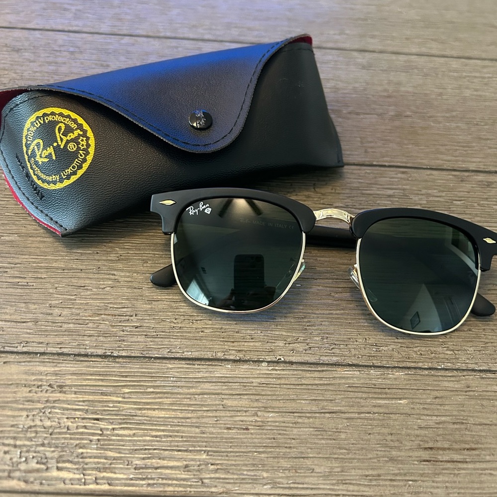 Ray-Ban Clubmaster Classic Sunglasses